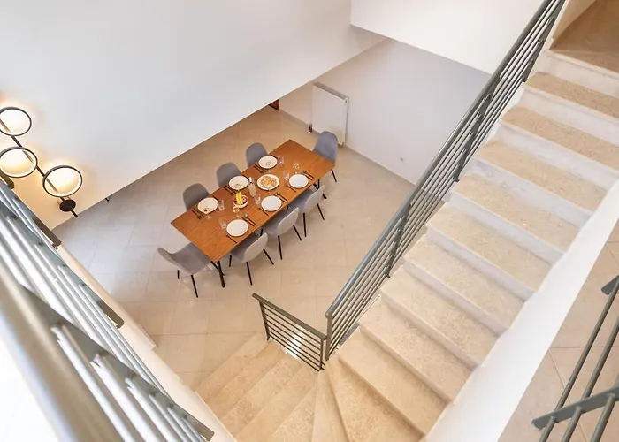 Vibes 13 * Argostoli (Kefalonia)